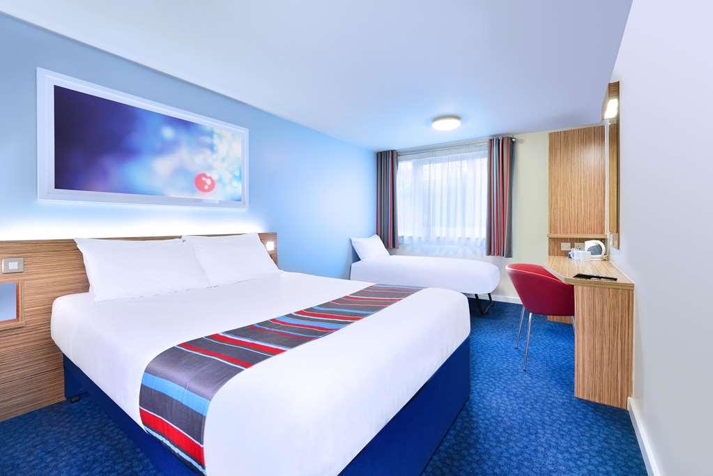 Travelodge Chester Central Ruang foto
