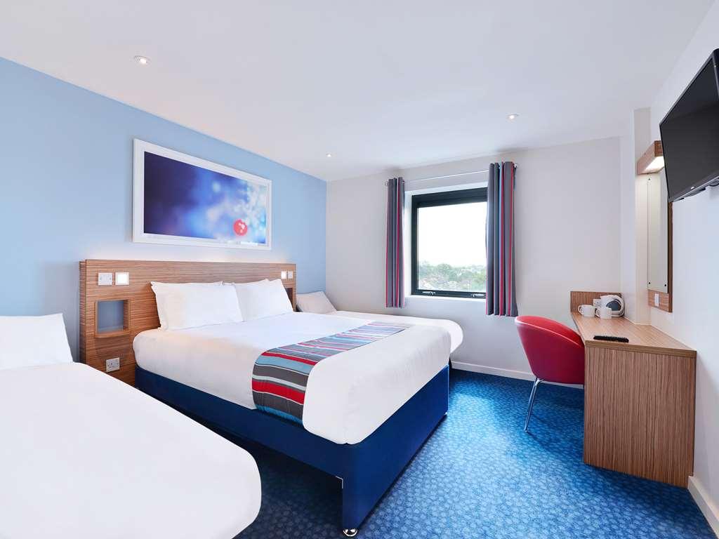 Travelodge Chester Central Ruang foto